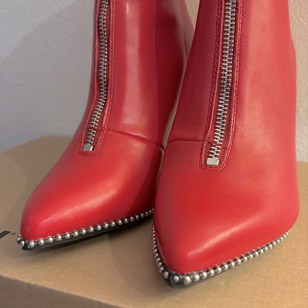NIB [Bar III] Briget Studded Pointed Toe Zip-Up Ankle Booties in Red Women’s 5.5 - Picture 4 of 13